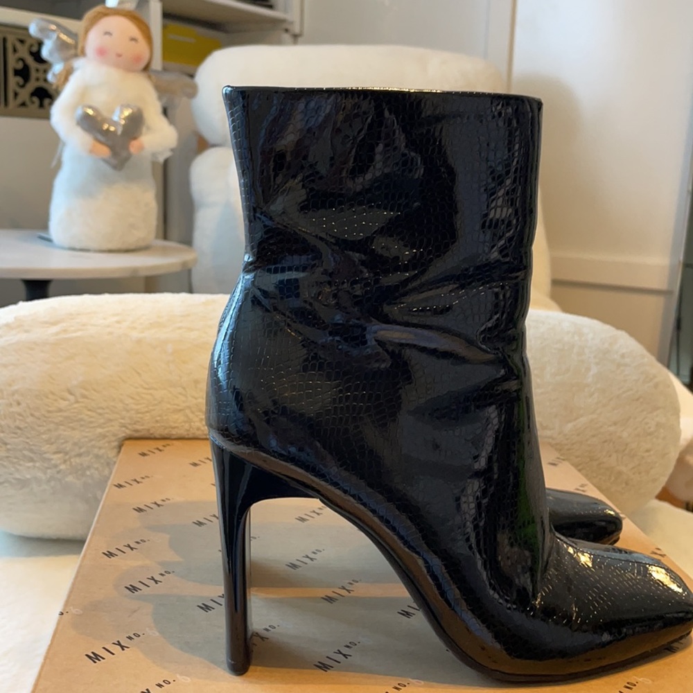 Black snake stamped booties